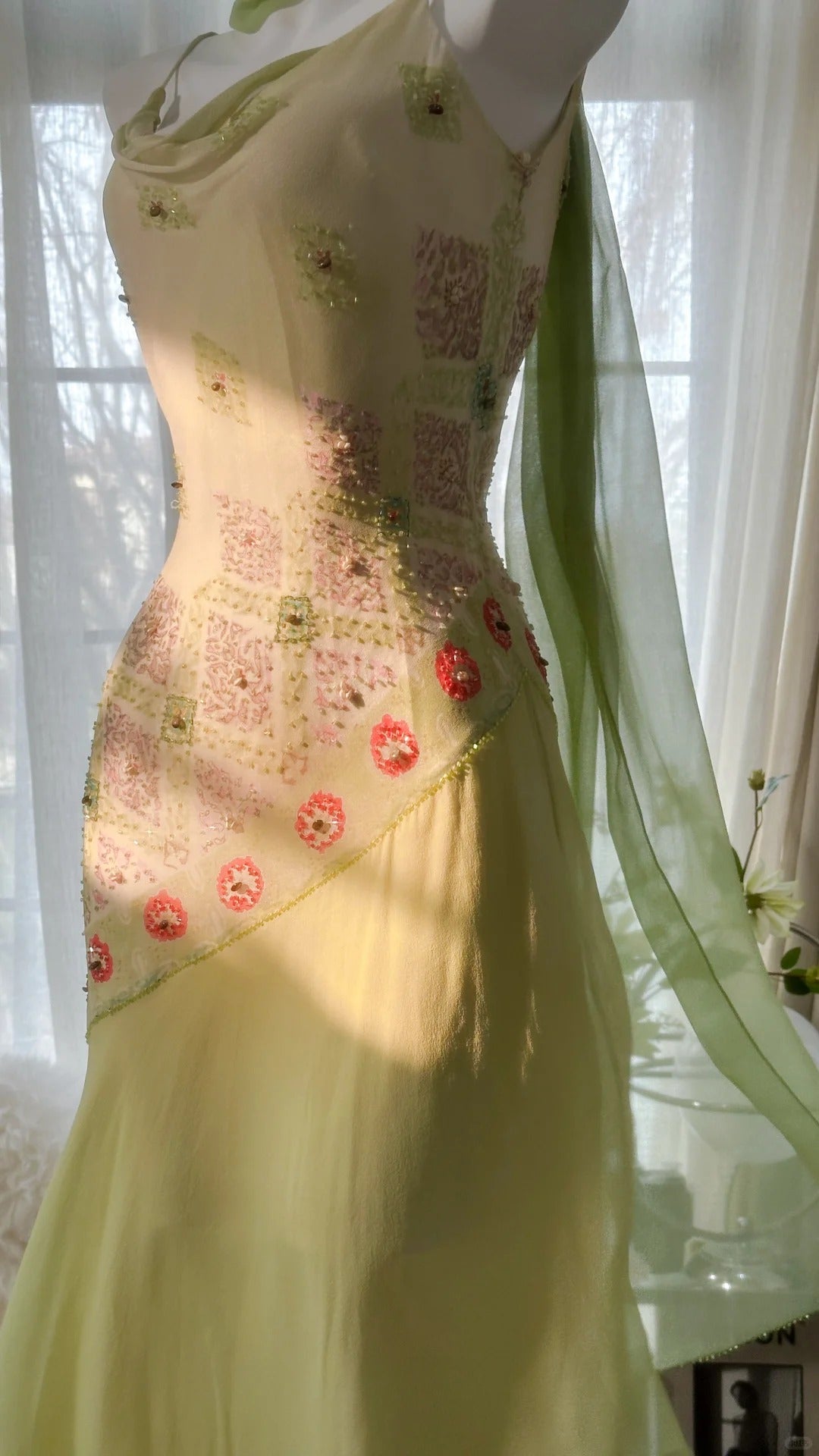 Grün Elegant Romantisch Zarte Blumen Perlen Spaghettiträger Lang Chiffon Homecoming Ballkleid Abendkleid Geburtstags-/Hochzeitsgast-/Feiertagspartykleid Ballkleid gh4024