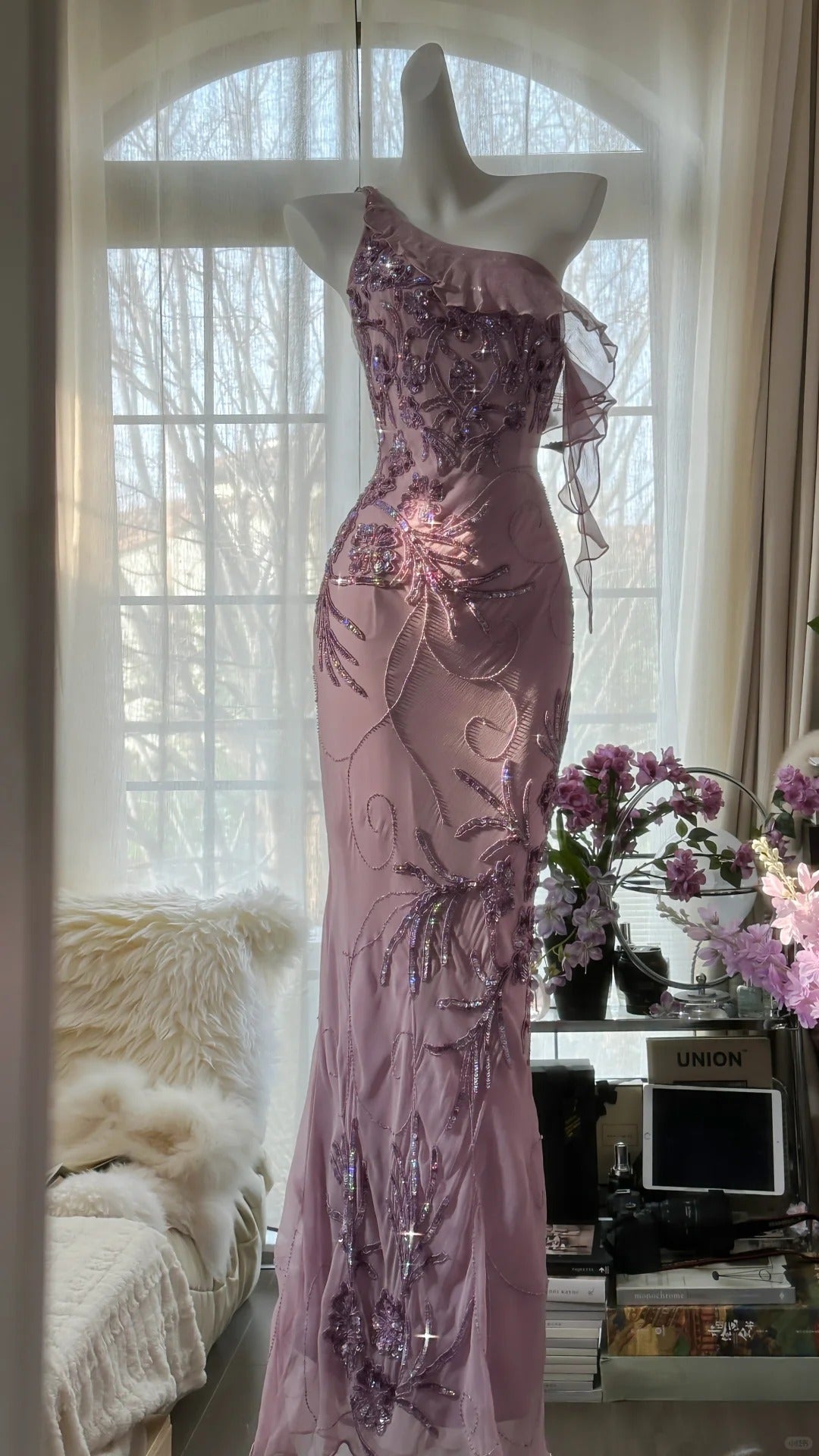 Rosa Lila Romantische One-Shoulder-Mode Elegante Exquisite Blumen Perlen Lange Chiffon Ballkleid Abendkleid Geburtstag Urlaub Partykleid Ballkleid gh4012
