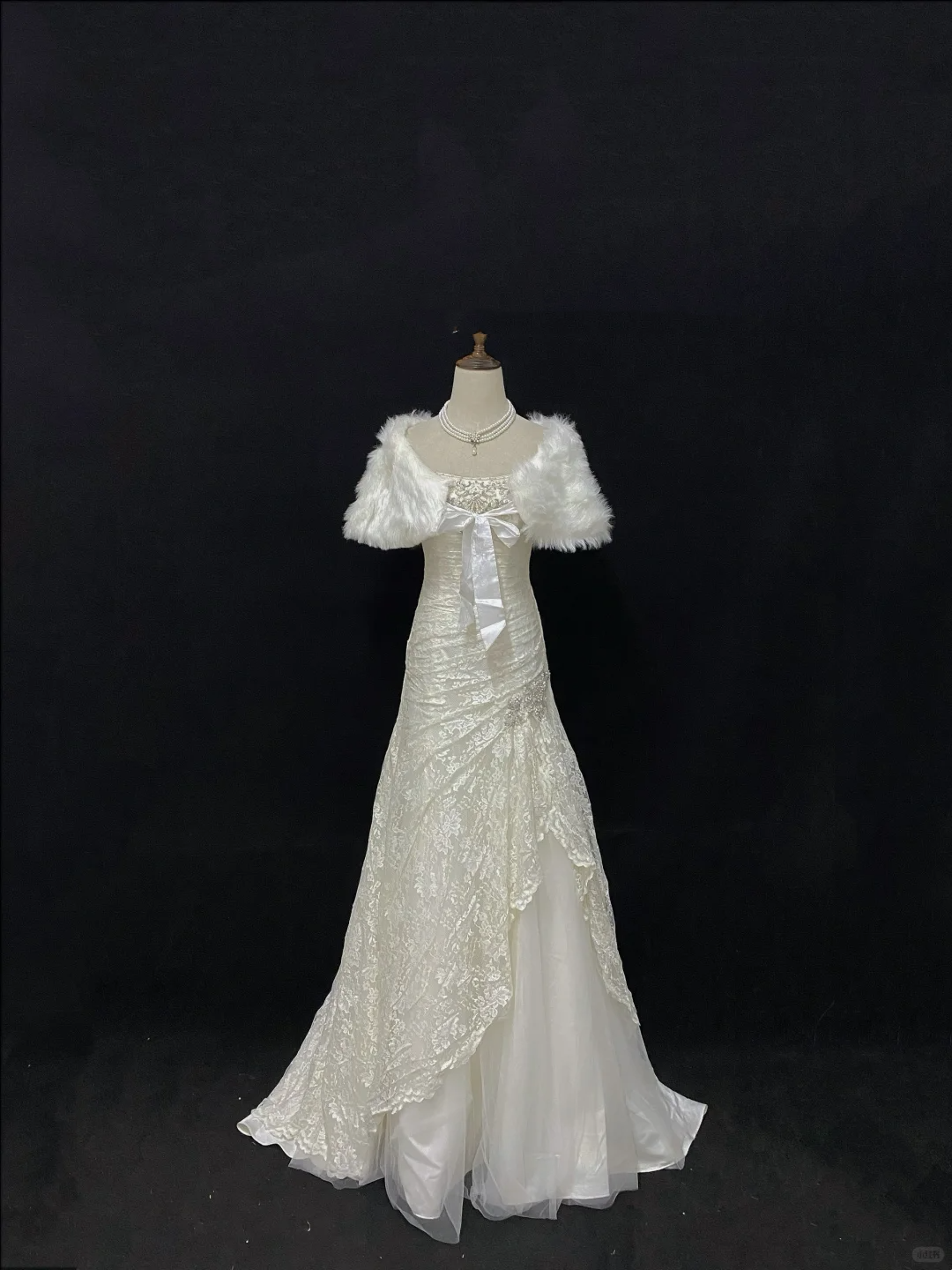 Off White Strapless Elegant Long Romantic Gown, Beaded Decoration, Cinched Slim Waist, Wedding Dress & Bridal Gown gh8106