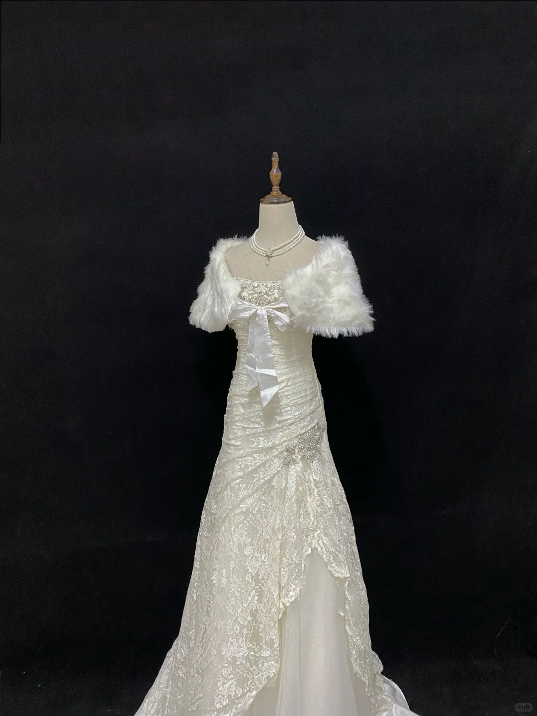 Off White Strapless Elegant Long Romantic Gown, Beaded Decoration, Cinched Slim Waist, Wedding Dress & Bridal Gown gh8106