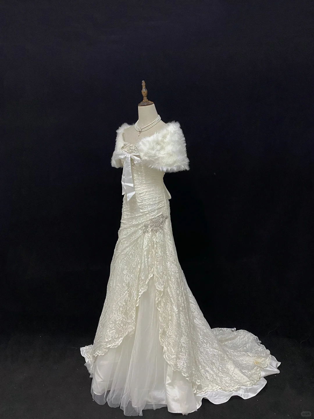 Off White Strapless Elegant Long Romantic Gown, Beaded Decoration, Cinched Slim Waist, Wedding Dress & Bridal Gown gh8106