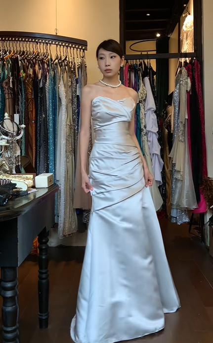 Silver White Satin Strapless Sweetheart Evening Gown Ruched Bodice A-Line Long Prom Dress gh9721