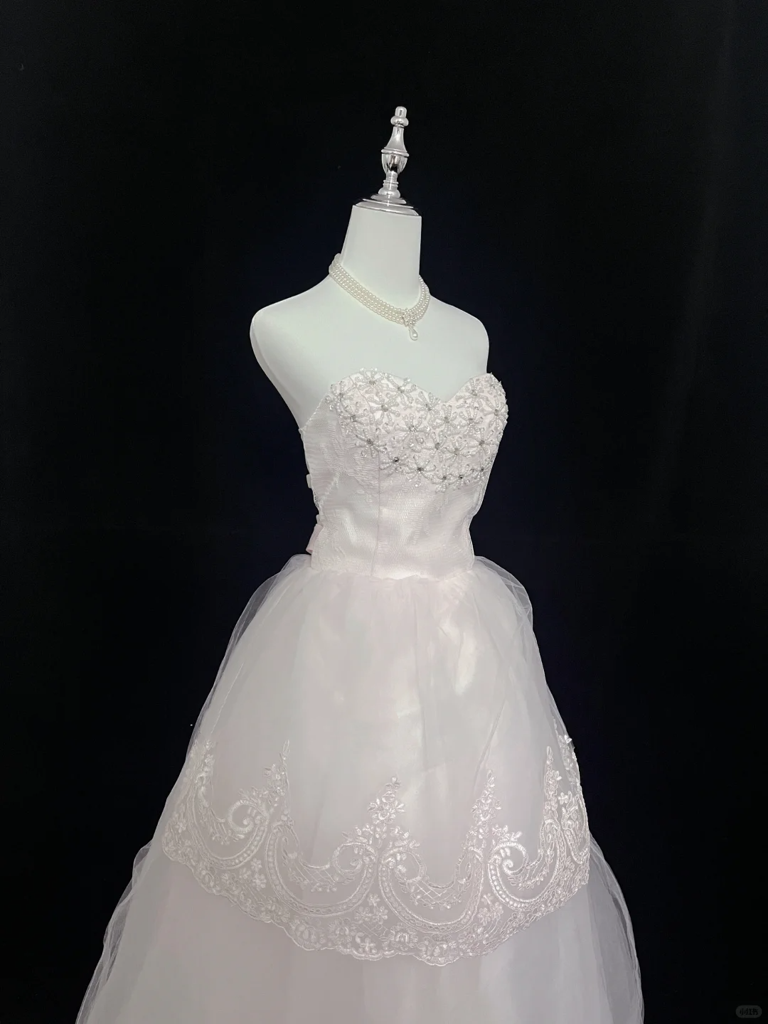 Blush Pink Strapless with Rhinestones, Cinched Waist, Voluminous Princess Skirt Vintage Luxury Romantic Dress, Wedding Gown gh8068