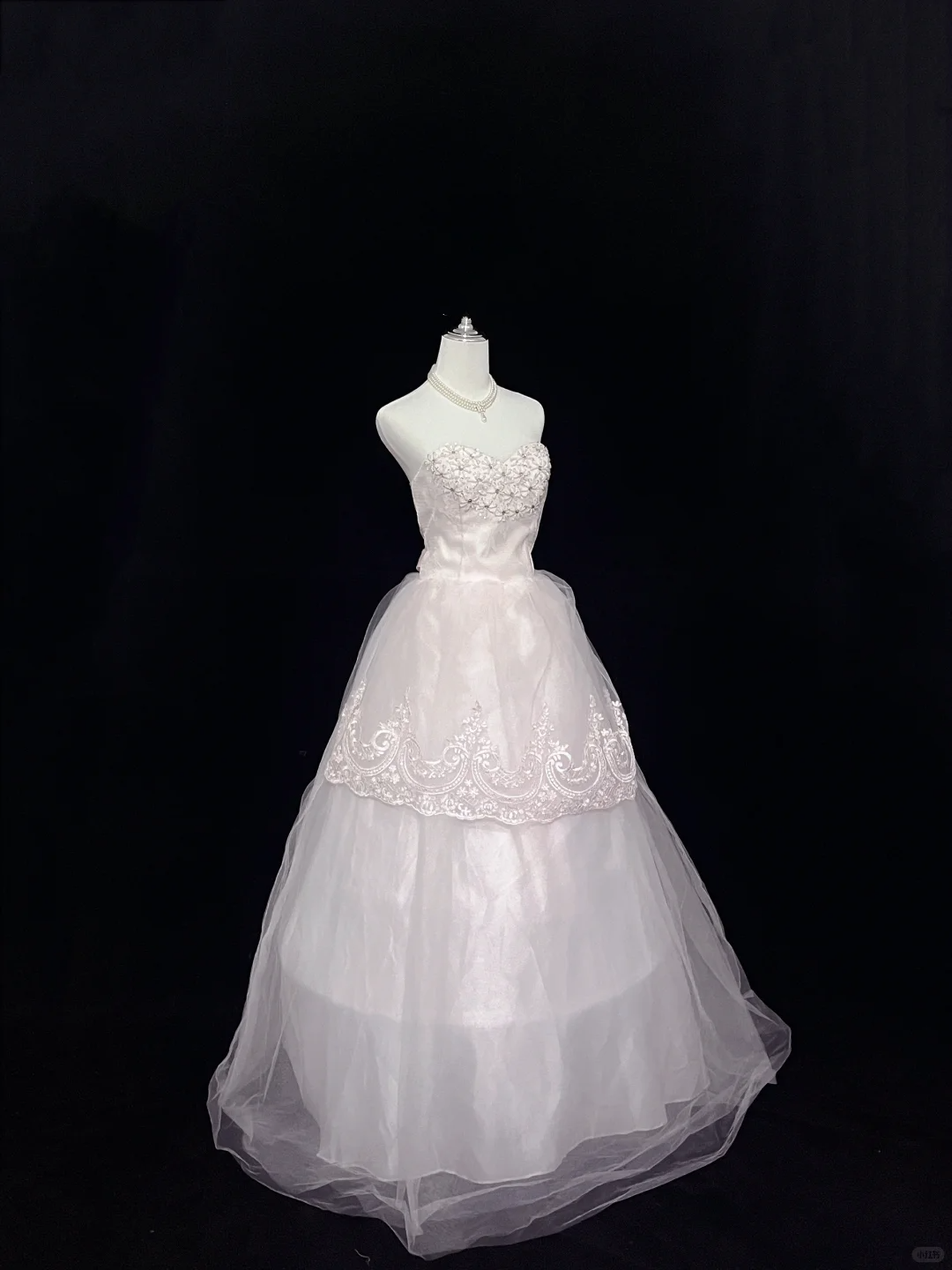 Blush Pink Strapless with Rhinestones, Cinched Waist, Voluminous Princess Skirt Vintage Luxury Romantic Dress, Wedding Gown gh8068