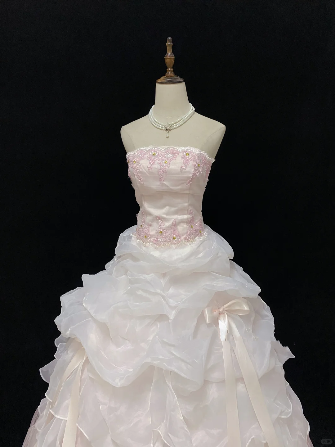 Blush Pink Strapless Elegant Romantic Gown with Embroidery, Cinched Waist and Voluminous Princess Skirt, Wedding Dress & Bridal Gown gh8152