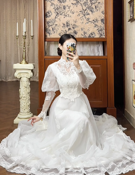 White Vintage Tulle Wedding Gown, Lace High Neck Over V‑Neck, Lantern Puff Long Sleeves, Lace Appliqués Fitted Waist, Scattered Floral Lace Appliqués On Skirt, Multi‑Layer Tulle A‑Line Long Skirt With Multi‑Tier Lace Hem, Prom & Wedding Dress gh8667