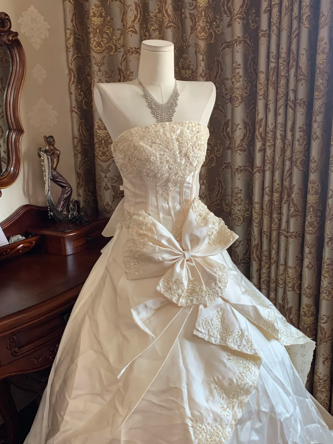 Ivory Strapless Waist-Cinched Voluminous Skirt Prom Dress, Evening Gown, Wedding Dress, Graduation Gown gh7254