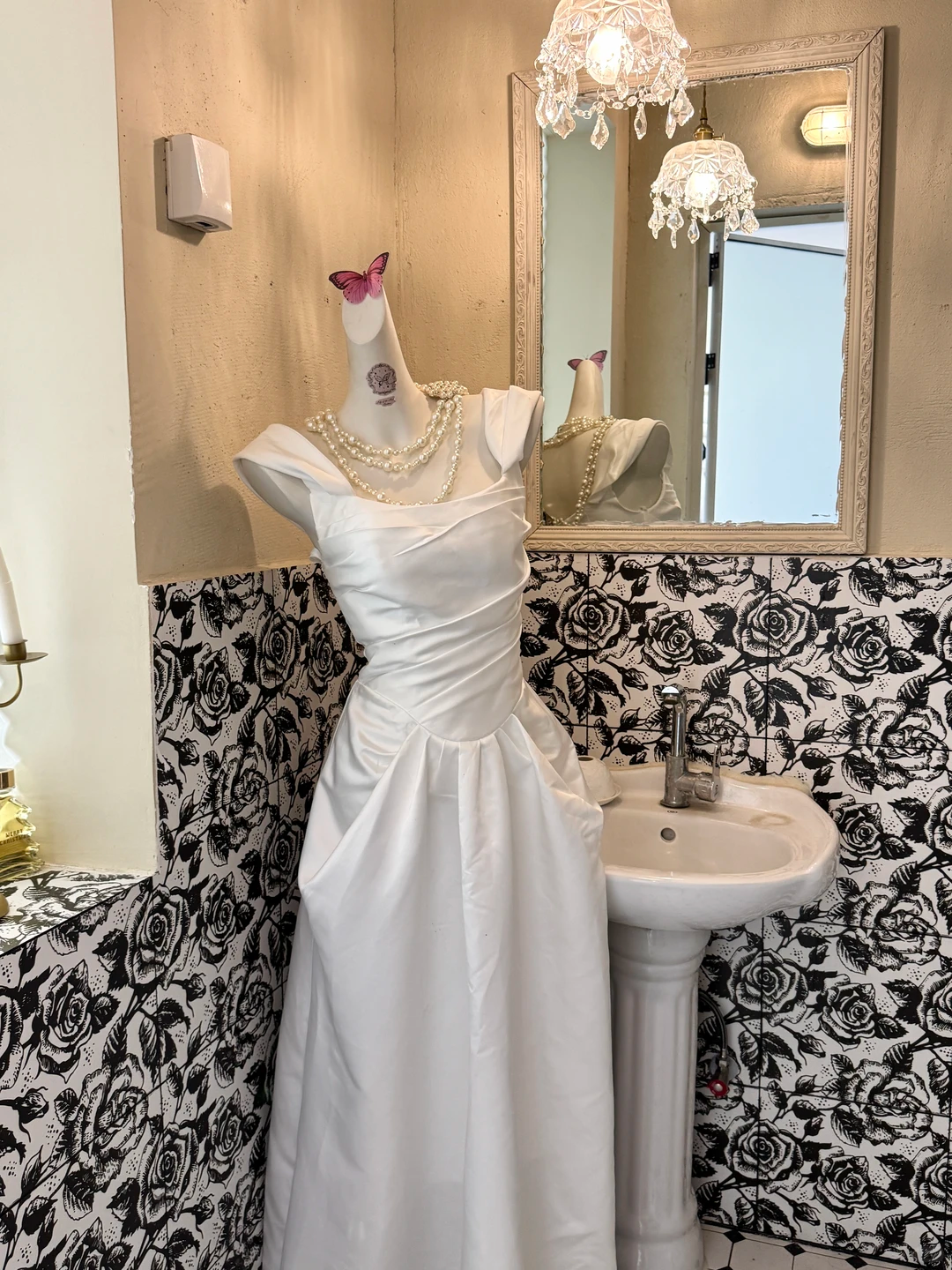 White Satin Waist-Cinched Slimming Luxury Elegant Romantic Dress, Wedding Gown gh7635