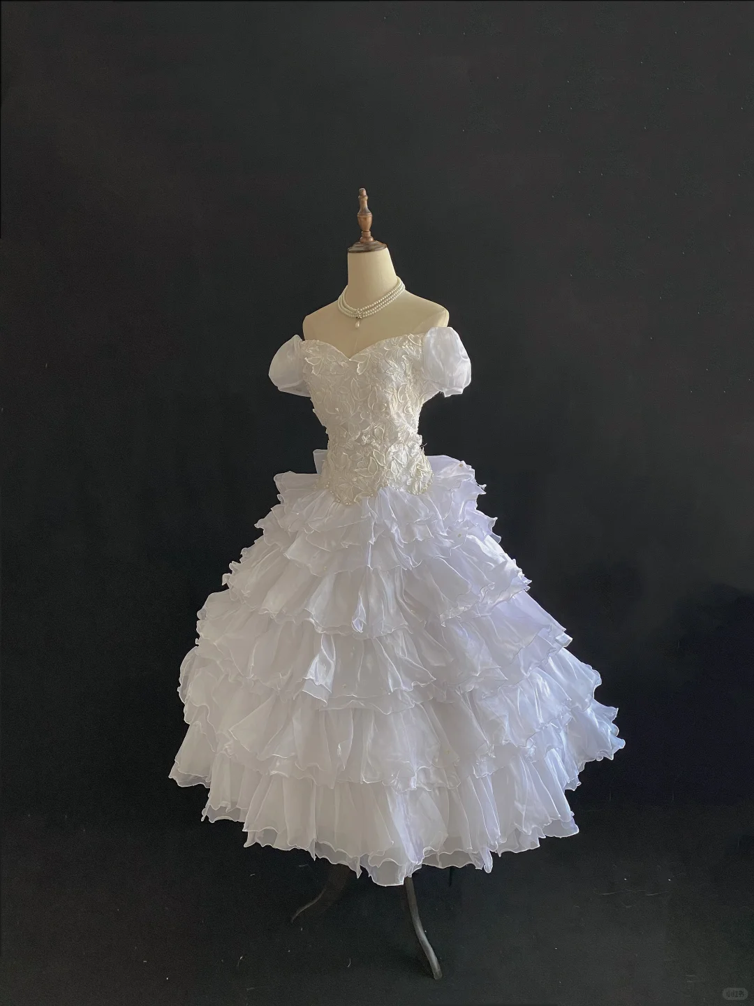 Off-White Off Shoulder Romantic Gown, Cinched Waist, Voluminous Tiered Skirt, Wedding Gown gh8110