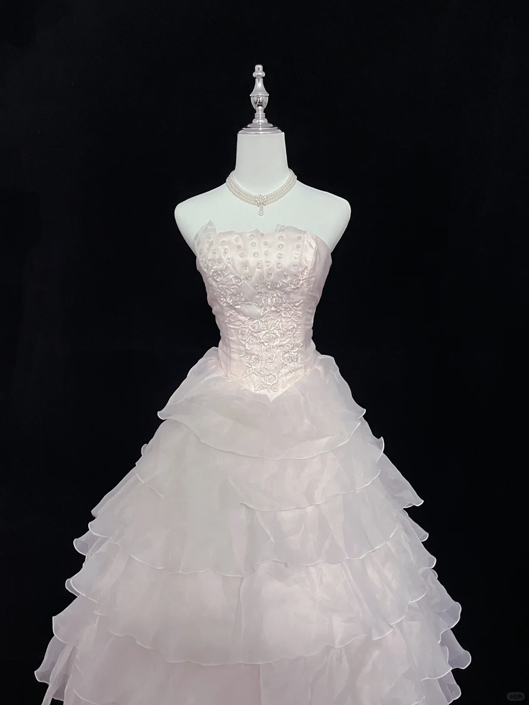 Lavender Strapless Cinched Waist Voluminous Skirt Elegant Romantic Dress, Wedding Gown gh8071