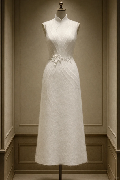 ✨Girlhomeshops-Ivory Sleeveless Notch Qipao Midi Dress with 3D Floral Waist gh10524