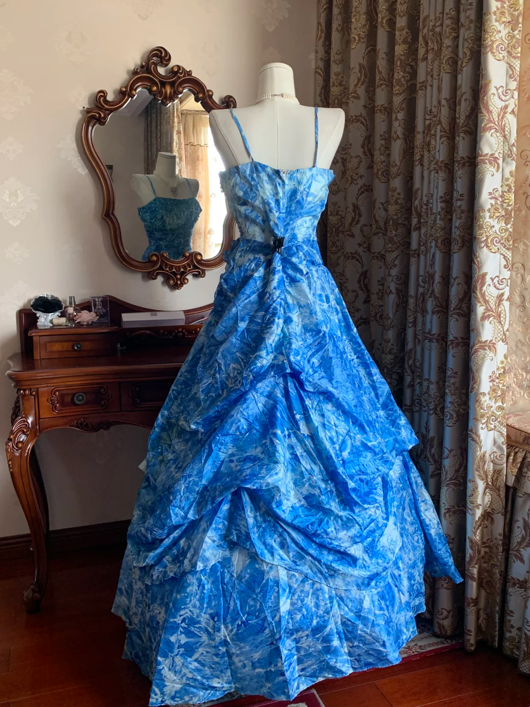 Blue Spaghetti Strap Tie-Dye Waist-Cinched Voluminous Skirt Prom Dress, Evening Ball Gown gh7286
