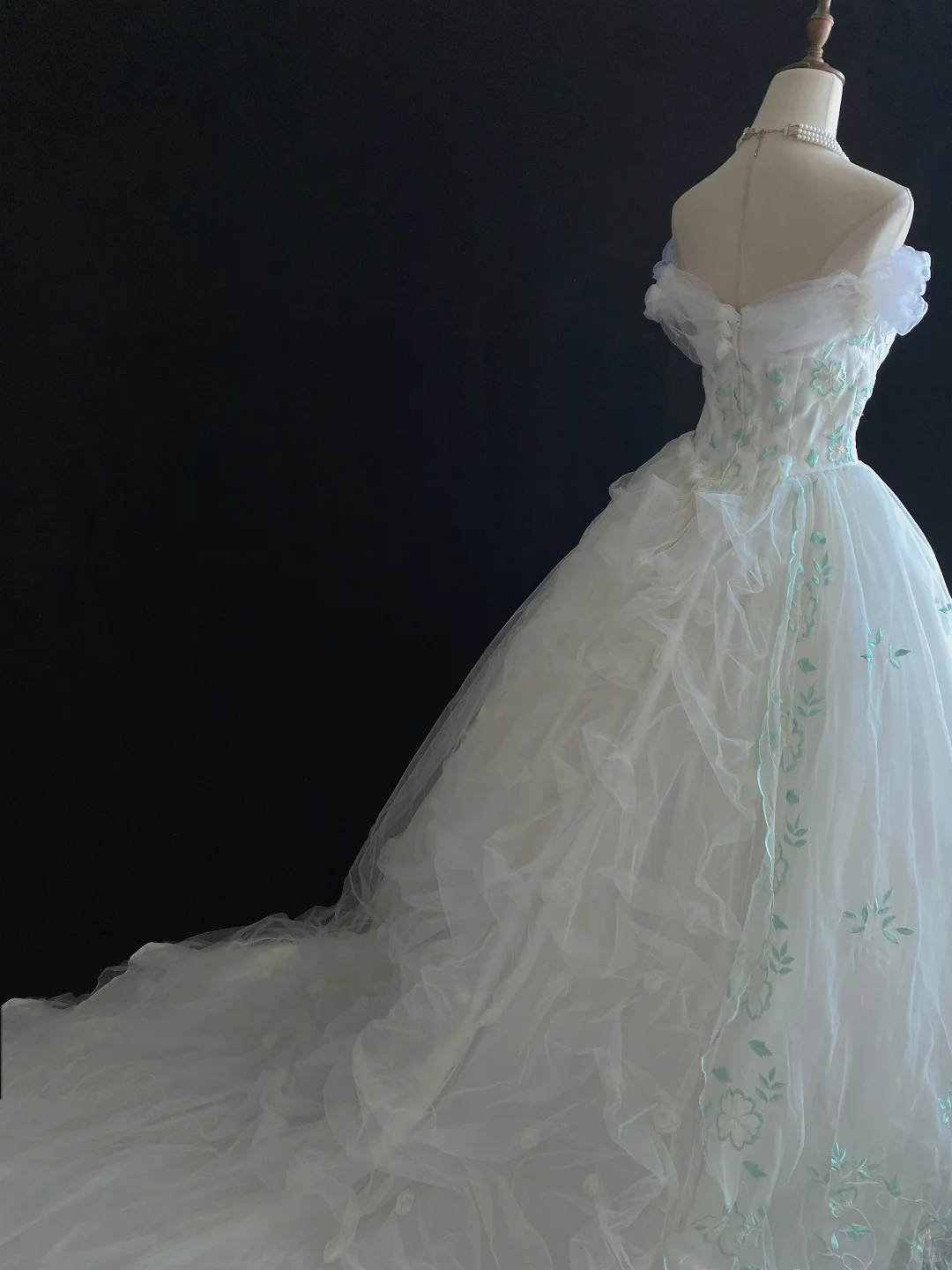 White Off-Shoulder Romantic Gown, Cinched Waist, Vintage Green Embroidery, Voluminous Skirt, Wedding Dress & Bridal Gown gh8112