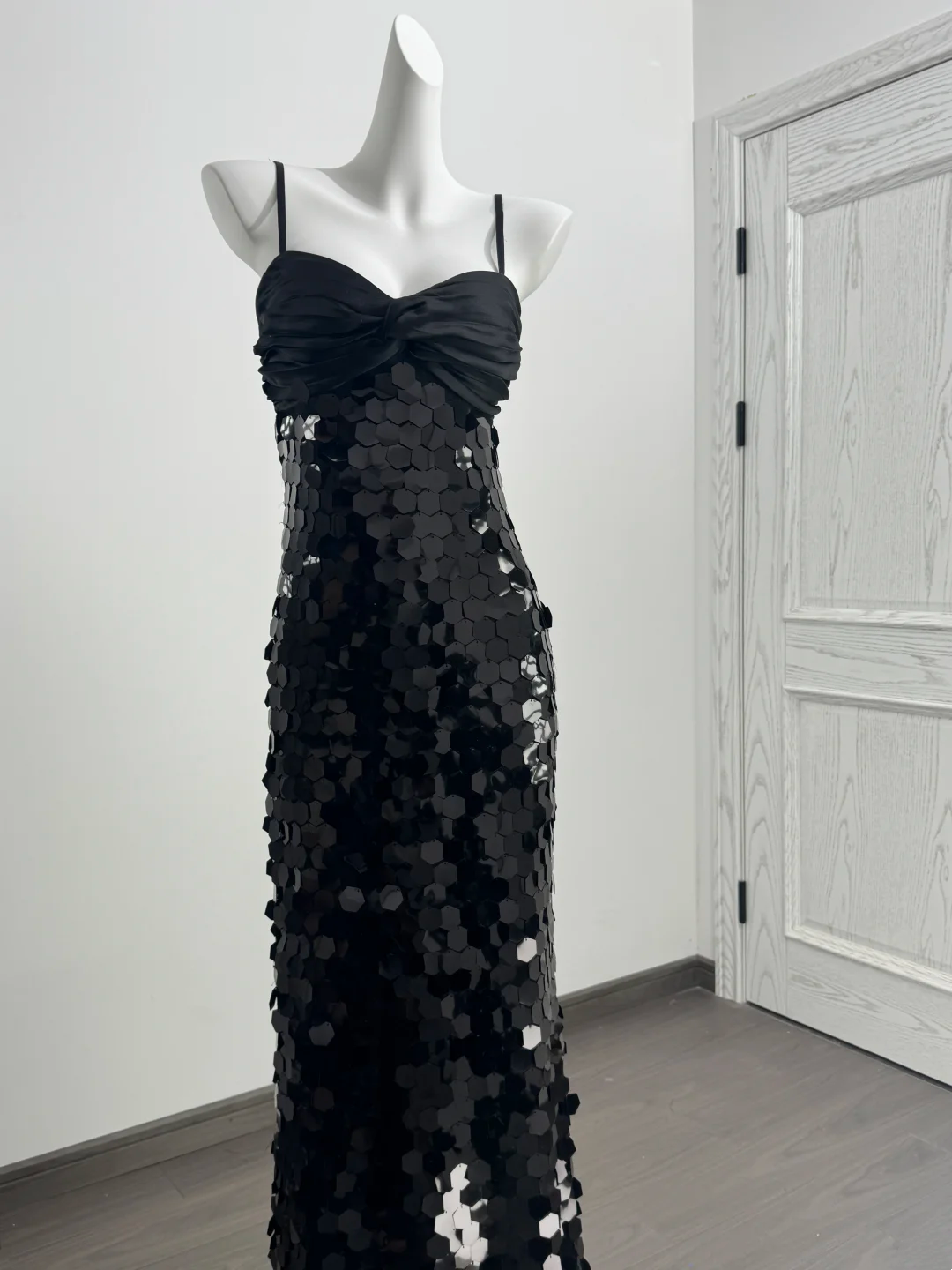 Black Spaghetti Strap Sequin Cinched Waist Fitted Sexy Prom Dress, Evening Gown gh7214
