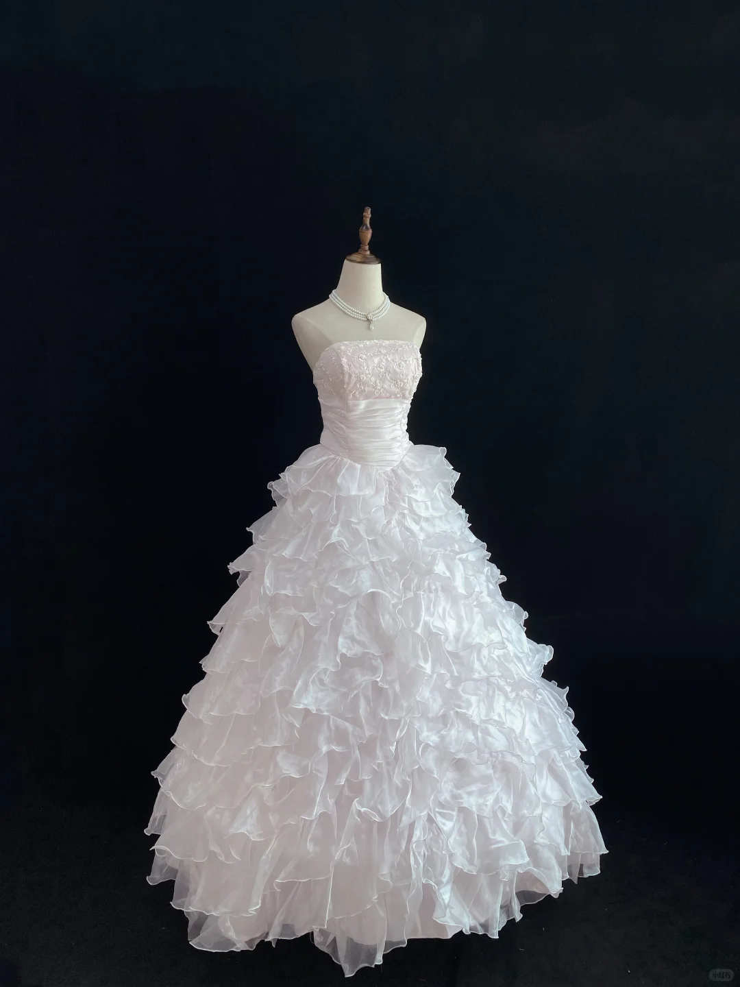 Blush Pink Strapless Romantic Gown, Cinched Waist, Lovely Teen-style Voluminous Tiered Skirt, Wedding Dress & Bridal Gown gh8158