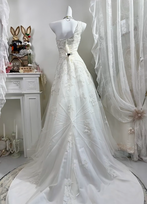 Off White Halter Long Wedding Dress, Sweetheart Neck Heavy Beaded Lace Appliques A-Line Bridal Gown gh9280