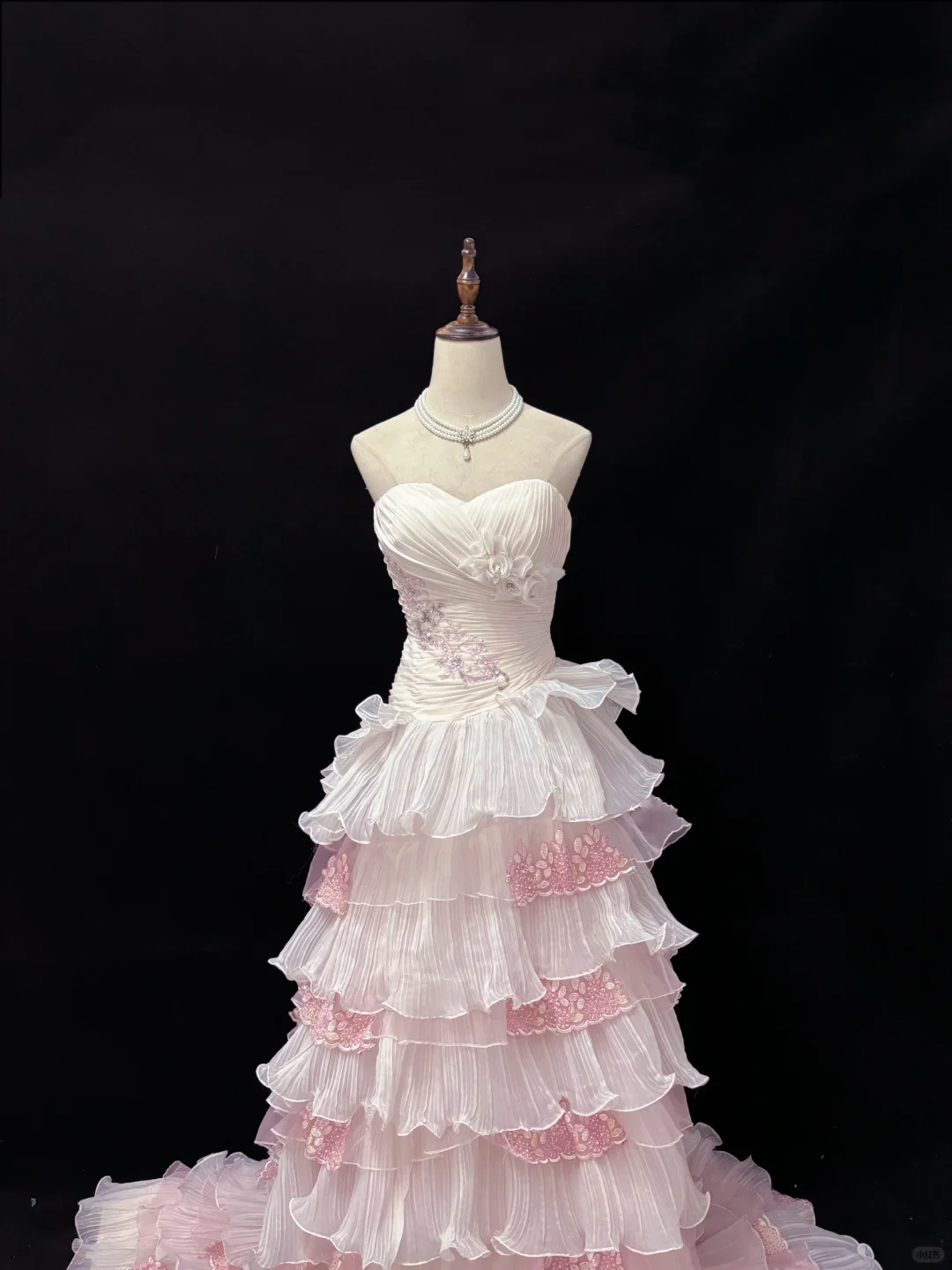Blush Pink Strapless, Cinched Waist, Slim Fit Long Romantic Dress with Voluminous Tiered Skirt, Wedding Gown gh8076