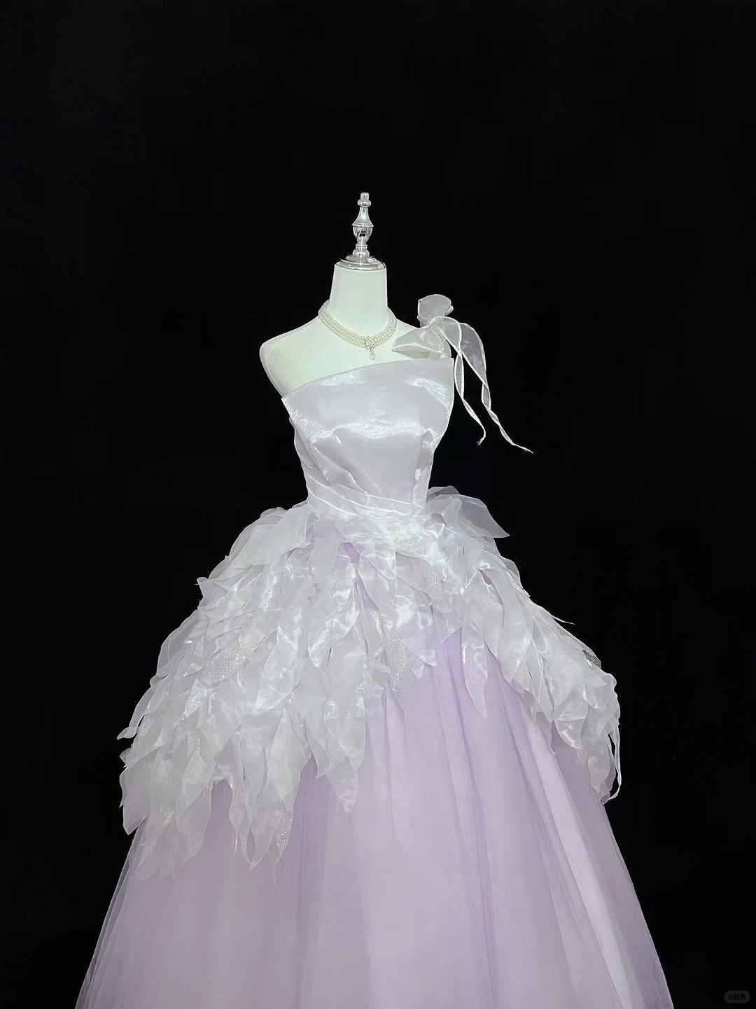 Lavender Strapless Cinched Waist Voluminous Skirt Elegant Romantic Dress, Wedding Gown gh7980