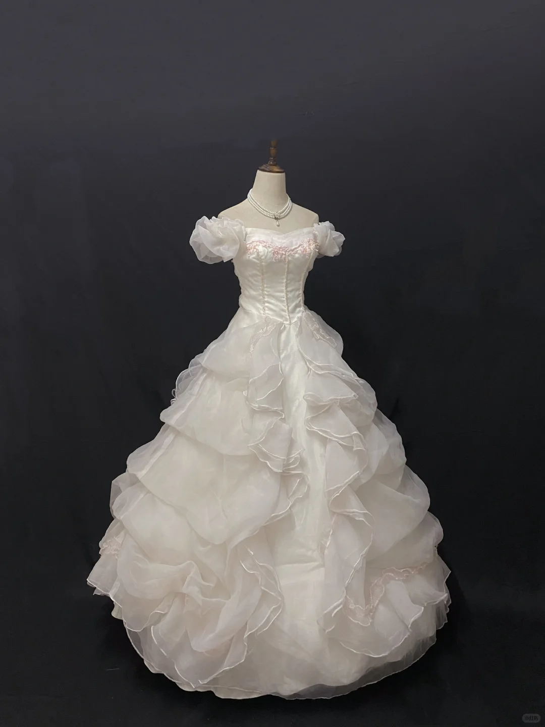 Off-White Off-the-Shoulder Romantic Gown, Cinched Waist, Voluminous Princess Skirt, Wedding Dress & Bridal Gown gh8200