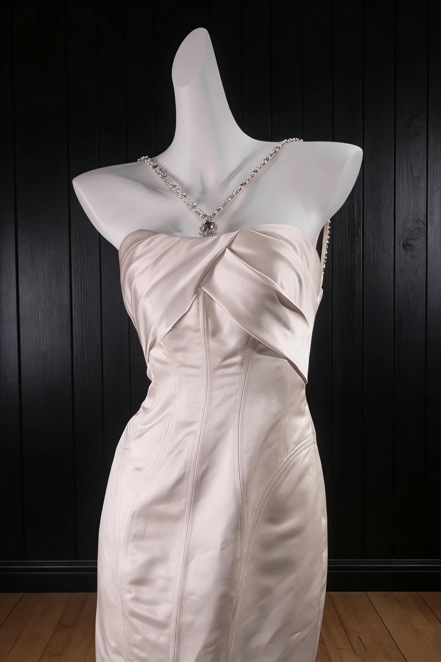 Robe longue sirène sans bretelles à bretelles diamant, couleur champagne, motif floral doux, réf. gh6924