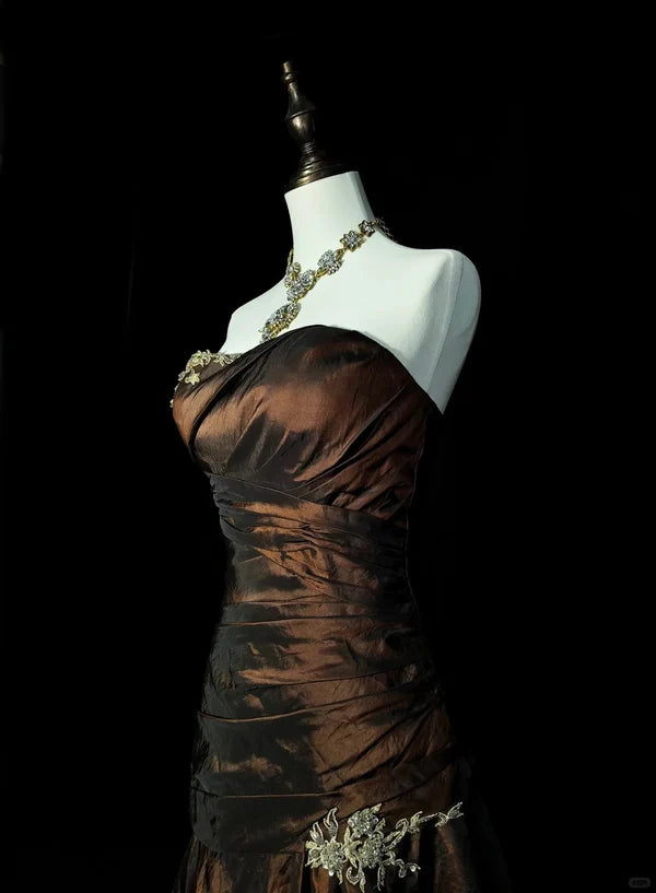Braun-schwarzes, schulterfreies Satin-Abendkleid mit Farbverlauf: Aufwendige Stickerei, Meerjungfrauen-Stil, hochwertiges Maxi-Abendkleid gh6587