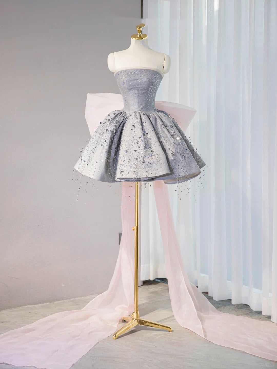 Silbernes funkelndes Homecoming-Kleid, kurze Pailletten, Ballkleid, Abendkleid, Abschlusskleid, Partykleid, gh4555
