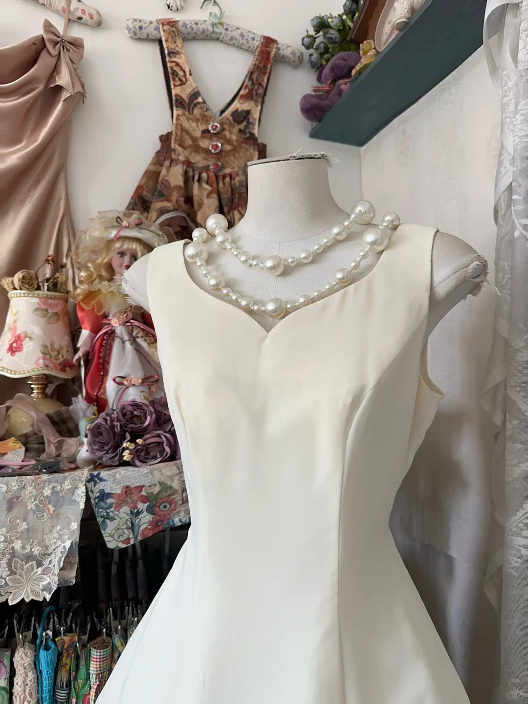 Girlhomeshops - Robe de soirée courte et simple en satin blanc, tenue de soirée, d'anniversaire, gh5186