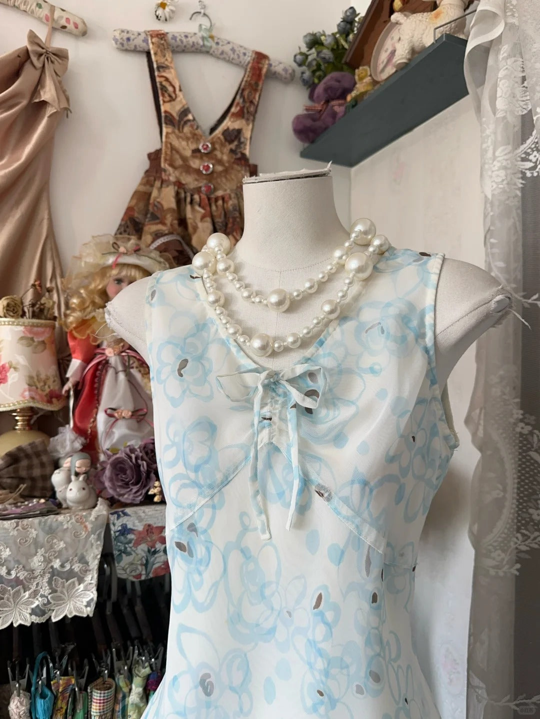 Girlhomeshops - Robe de soirée mi-longue en mousseline à fleurs bleues gh5247