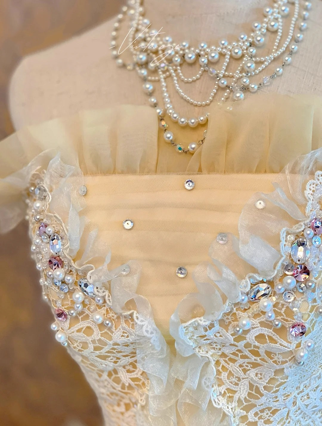 girlhomeshops-Gelb-Weißes, trägerloses, mit Strasssteinen verziertes, bodenlanges Abendkleid im Court-Stil aus Tüll mit Farbverlauf gh6368