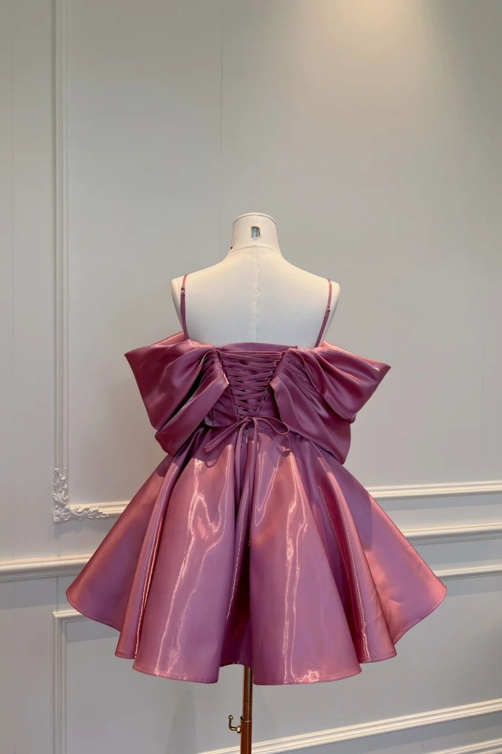 Lila kurzes Satin-Abendkleid/Geburtstagskleid gh6799