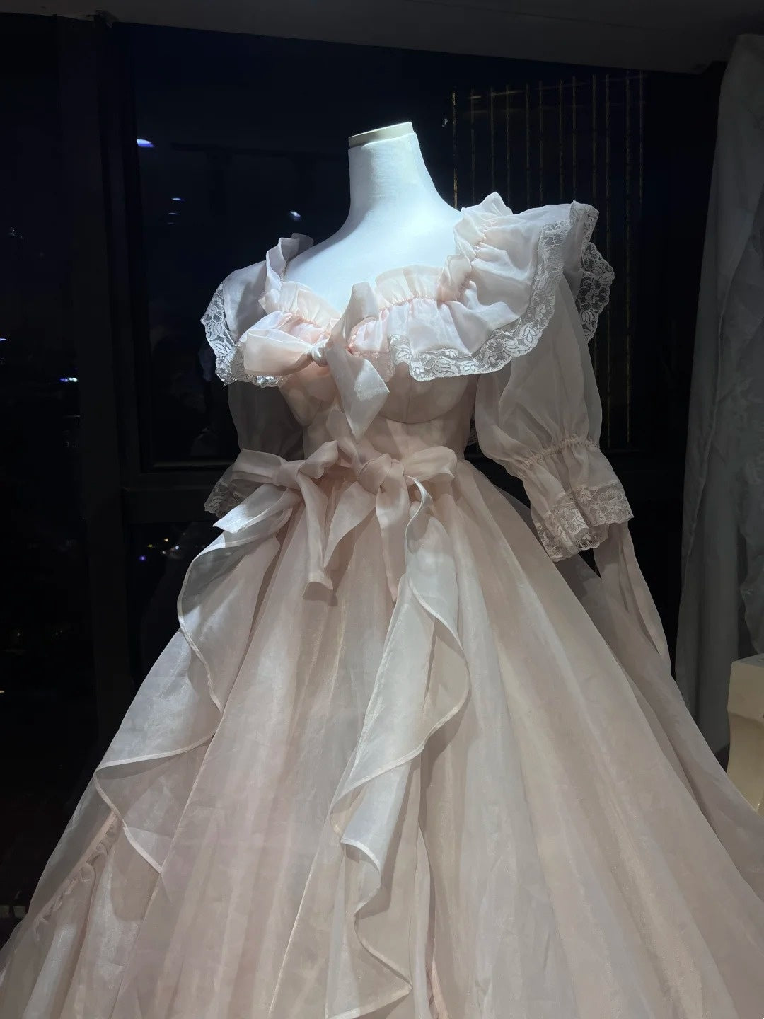 Geburtstagskleider für alle 👗 Die Runaway Princess Geburtstagskleider-Serie – Mit einem dieser Kleider fühlst du dich sofort wie eine Prinzessin! gh6723