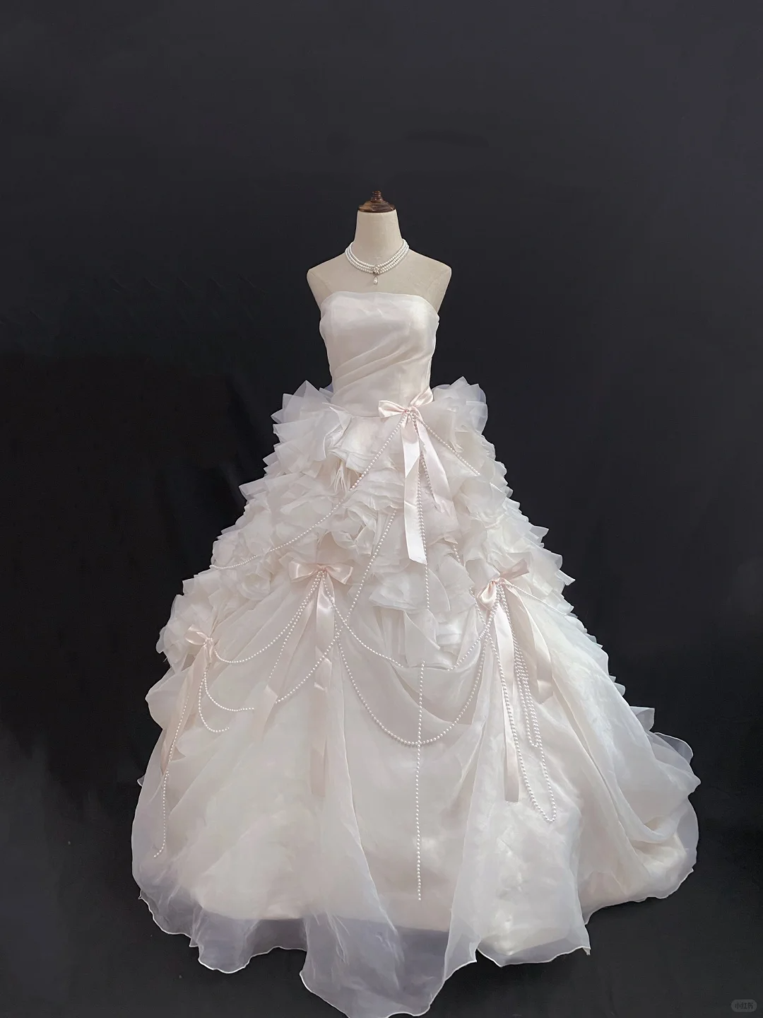 Blush pink strapless long romantic gown with cinched waist and fluffy tiered cake skirt, wedding dress & bridal gown gh8218