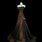 Braun-schwarzes, schulterfreies Satin-Abendkleid mit Farbverlauf: Aufwendige Stickerei, Meerjungfrauen-Stil, hochwertiges Maxi-Abendkleid gh6587