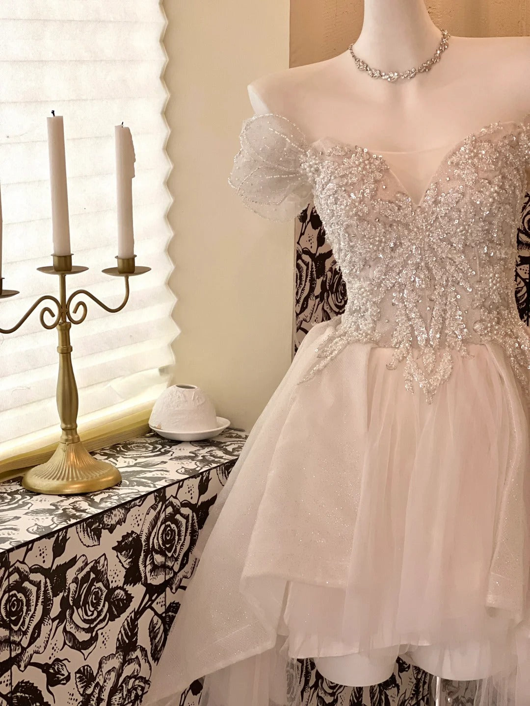 Weiß Glitzernde Perlen Kurzes Tüll Süßes Süßes Homecoming Kleid Geburtstagsparty Kleid Hochzeitskleid gh4263