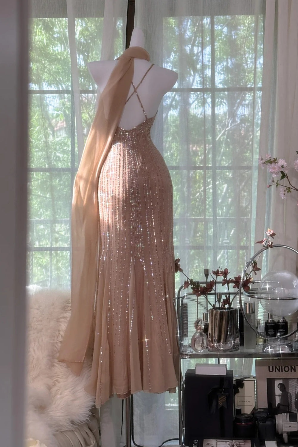 Luxuriöses Paillettenkleid mit gekreuzten Trägern | Champagnergoldenes Meerjungfrauen-Maxikleid aus Tüll für Galas, rote Teppiche, exklusive Partys und gesellschaftliche Anlässe gh6423