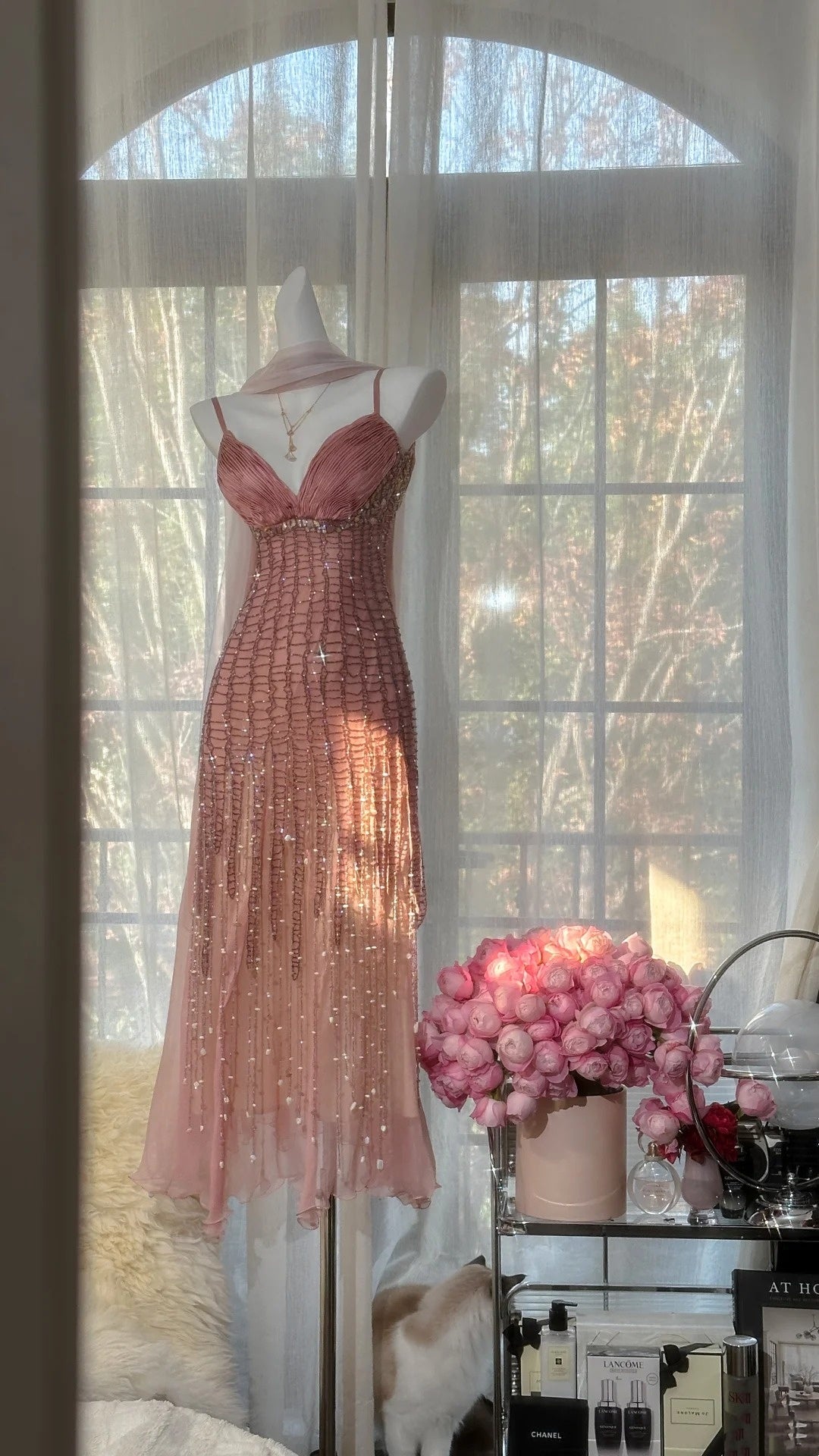 Rosa romantisches Feenkleid aus Chiffon mit exquisiter Perlenverzierung, mittellang/kurz, ideal für Dates und Partys (gh6912)