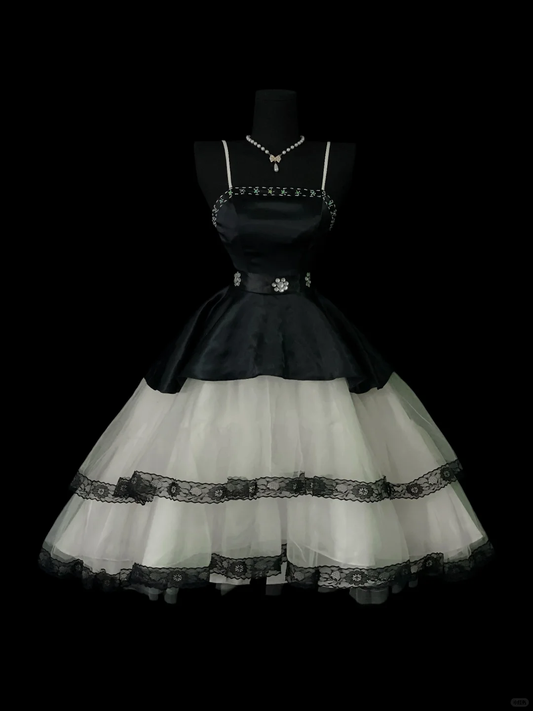 Black‑White Contrast Vintage Midi Prom Gown, Black Satin Bodice, Rhinestone Floral Wide Waistband, Multi‑Layer White Tulle Skirt, Black Lace Hem, Retro Sweet Party Photoshoot Dress gh8870