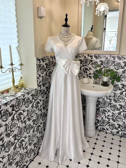 White V-Neck Fitted Waist Slim Long A-Line Skirt Classic Romantic Dress, Wedding Gown gh7659