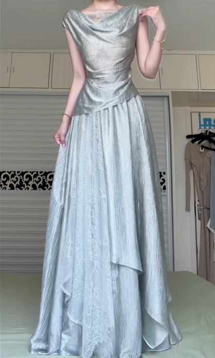Vintage Two‑Piece Prom Evening Gown Dusty Blue Shimmer Satin Cowl Neck Sleeveless Dress Twist Waist Floral Lace Irregular Layered A‑Line Long Skirt for Wedding Guest Formal Occasion gh8944