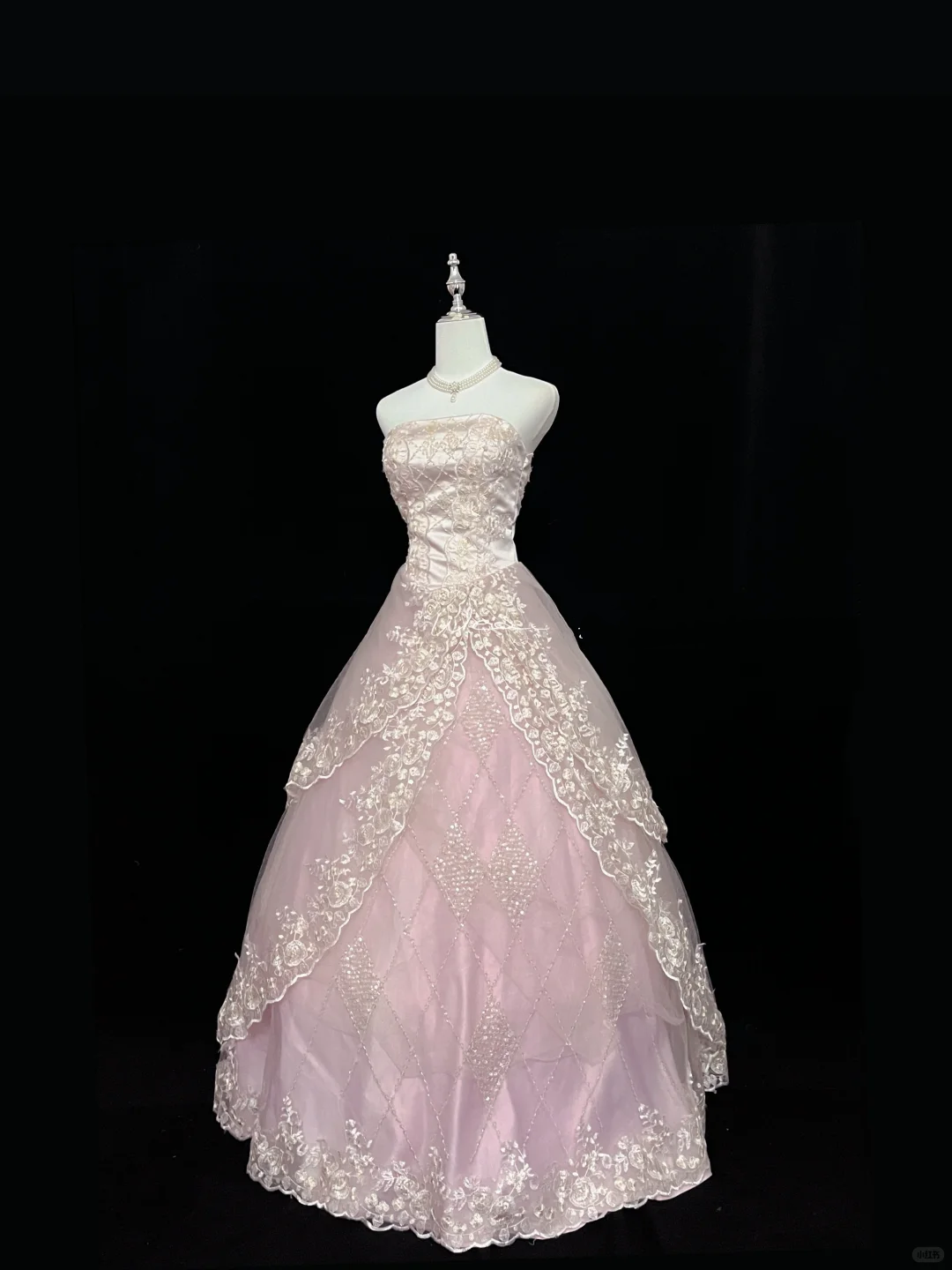 Blush Pink Gradient Strapless Cinched Waist Voluminous Lace Skirt Long Romantic Dress, Wedding Gown gh8027