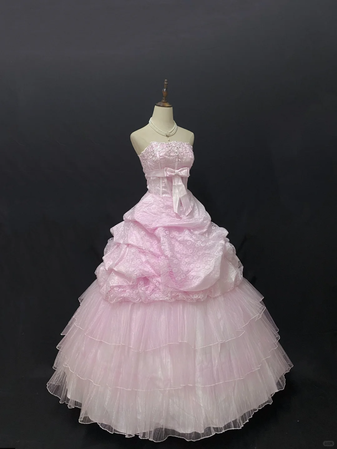 Blush Pink Strapless Vintage Romantic Gown with Embroidery, Cinched Waist & Voluminous Skirt, Wedding Dress & Bridal Gown gh8202