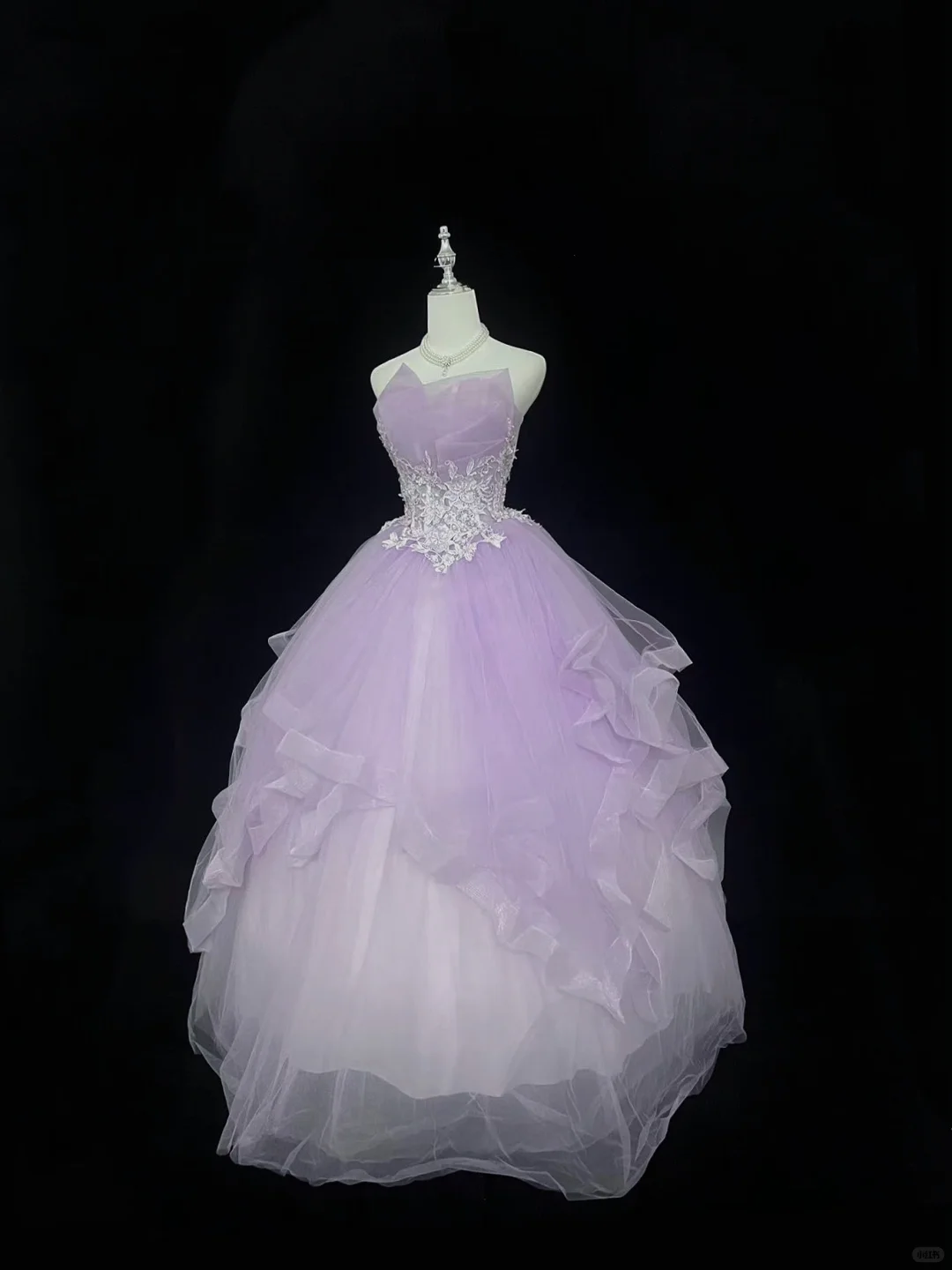 Lavender Strapless Cinched Waist Embroidered Voluminous Skirt Vintage Romantic Dress, Wedding Gown gh7982