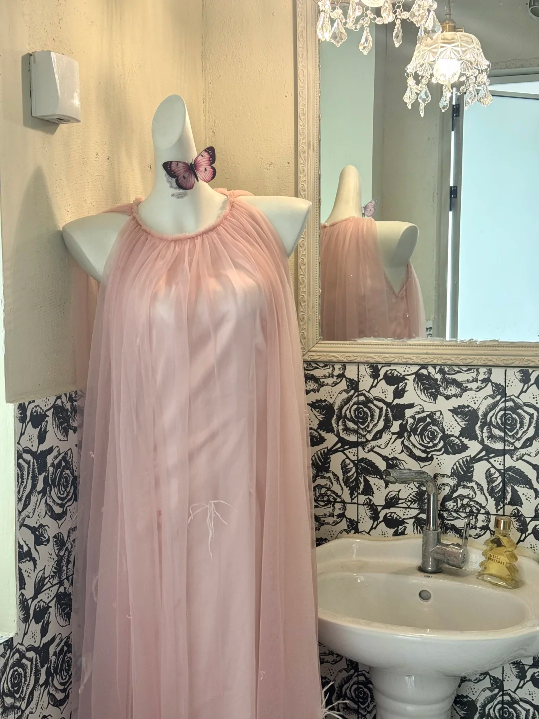 Light Pink Sleeveless Straight Long Vintage Romantic Dress gh7509