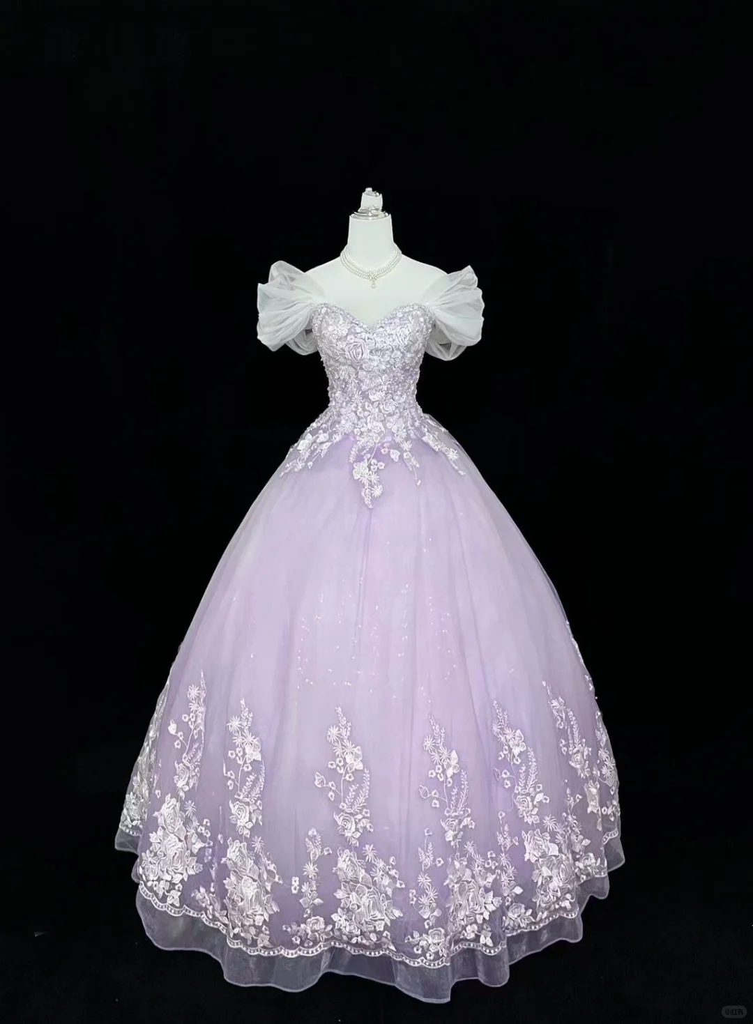 Lavender Vintage Elegant Embroidered Cinched Waist Voluminous Princess Skirt Long Romantic Dress, Wedding Gown gh7983