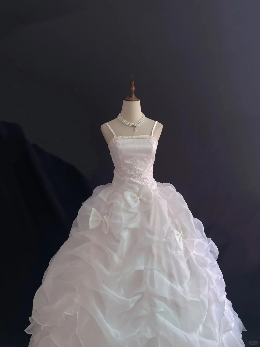 White Spaghetti Strap Romantic Gown, Cinched Waist, Voluminous Princess Skirt, Wedding Dress & Bridal Gown gh8203