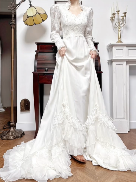 Ivory Vintage Ruffled‑V‑Neck Lace Puff‑Sleeve Diagonal‑Ruffle Long Train Wedding Dress gh8776