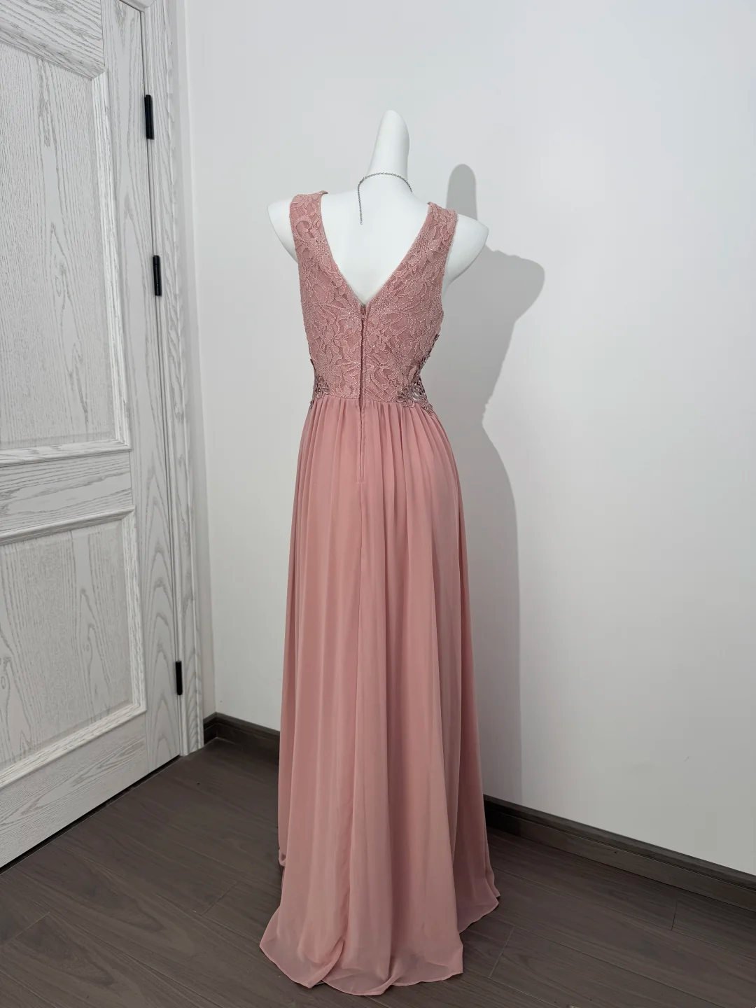 Light Pink Cutout Spaghetti Strap Waist-Cinched Bodycon Long Prom & Evening Gown gh7221