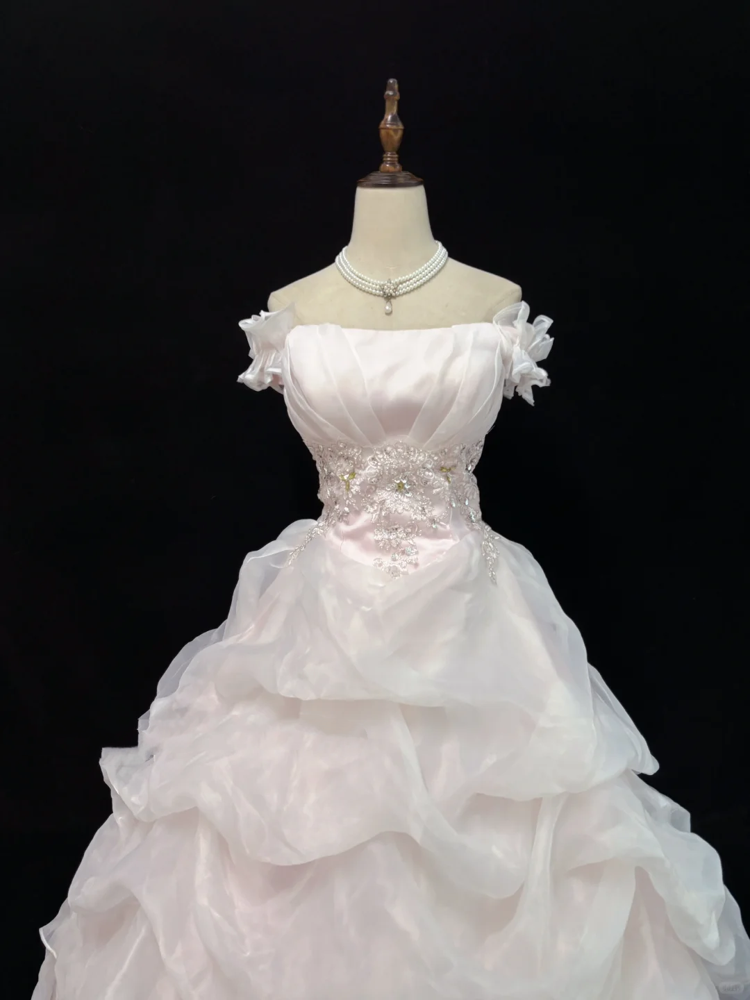Blush Pink Off Shoulder, Cinched Waist, Voluminous Princess Skirt Romantic Dress, Wedding Gown gh8081