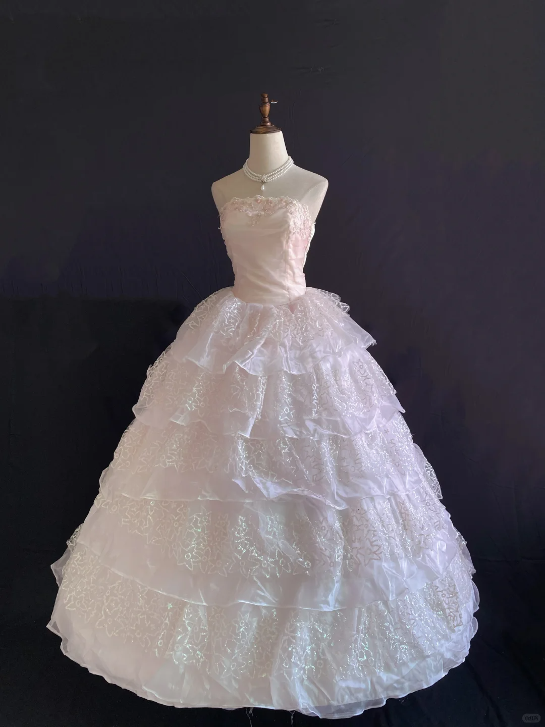 Blush pink strapless romantic gown with fitted waist and voluminous princess skirt, wedding dress and bridal gown gh8250