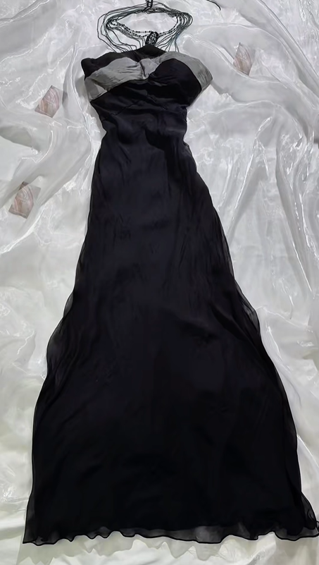 Elegant Vintage Black Halter Fitted Waist Slim Long Prom & Evening Party Dress gh8507
